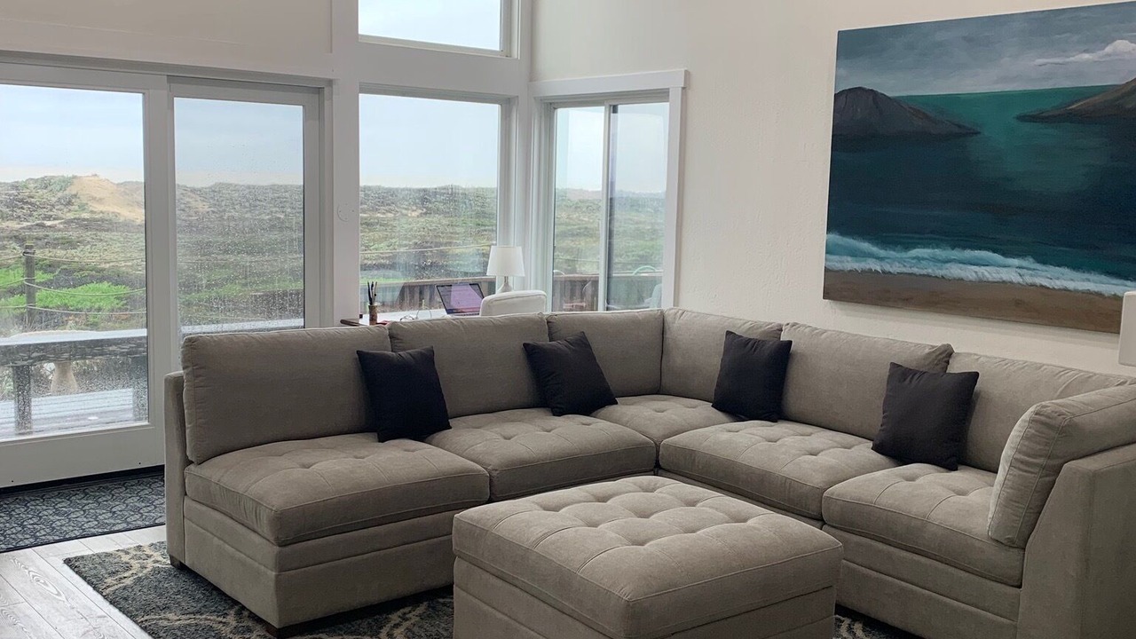 Photo of Livingroom in Castroville