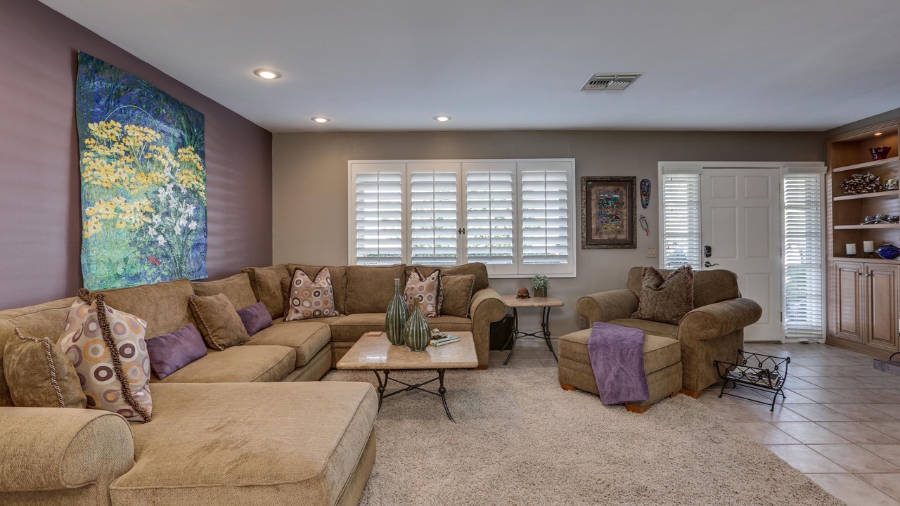 Photo of Livingroom in Palm Desert