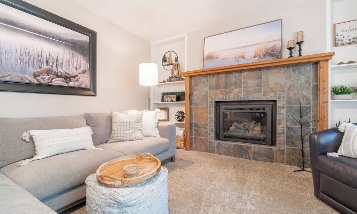 Photo of Livingroom in Ponderosa Palisades