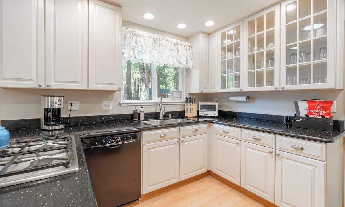 Photo of Kitchen in Ponderosa Palisades