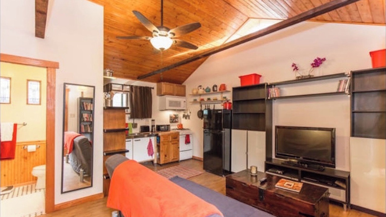 Photo of Livingroom in South Pasadena