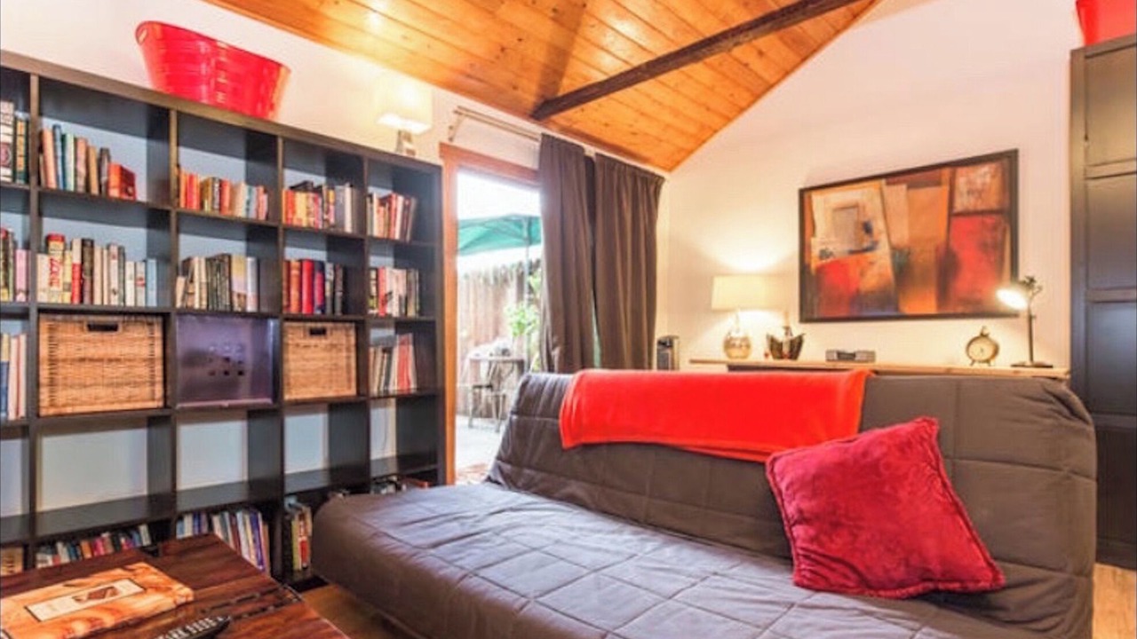 Photo of Livingroom in South Pasadena