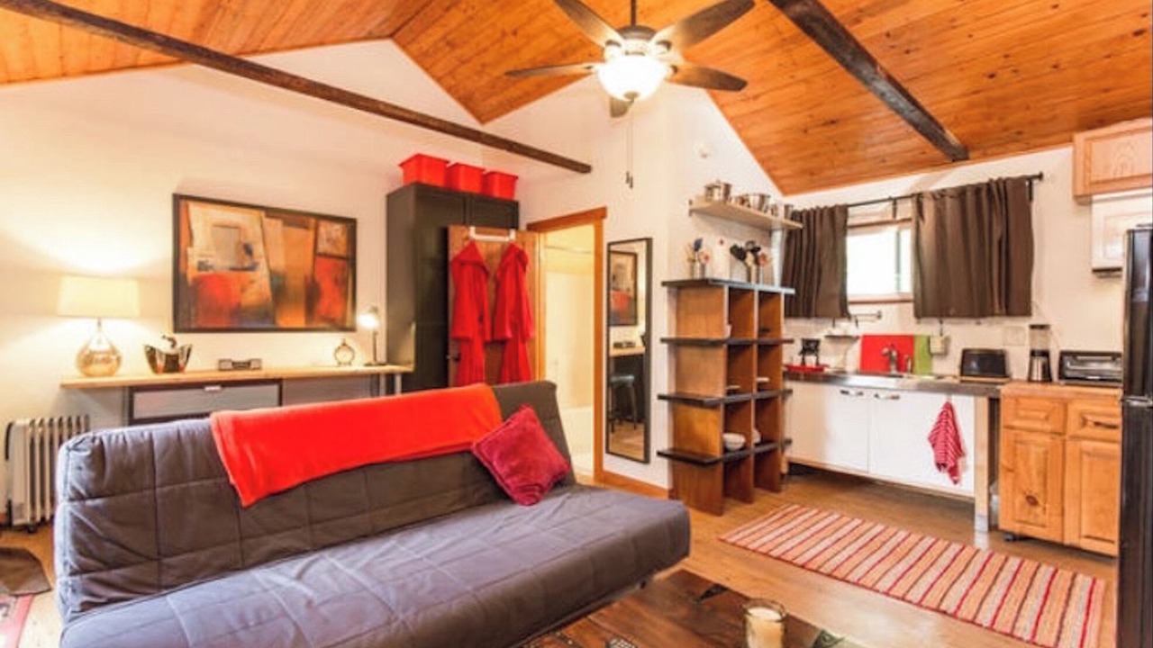 Photo of Livingroom in South Pasadena