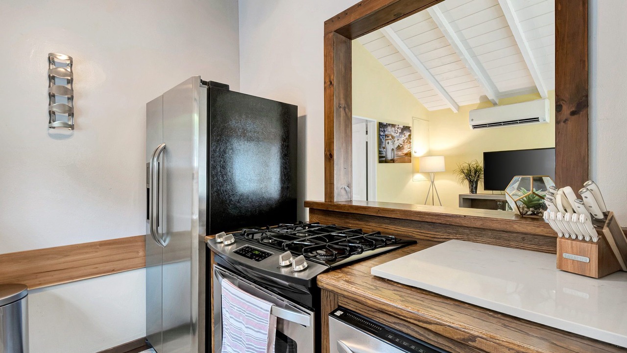 Photo of Kitchen in Laguna Beach