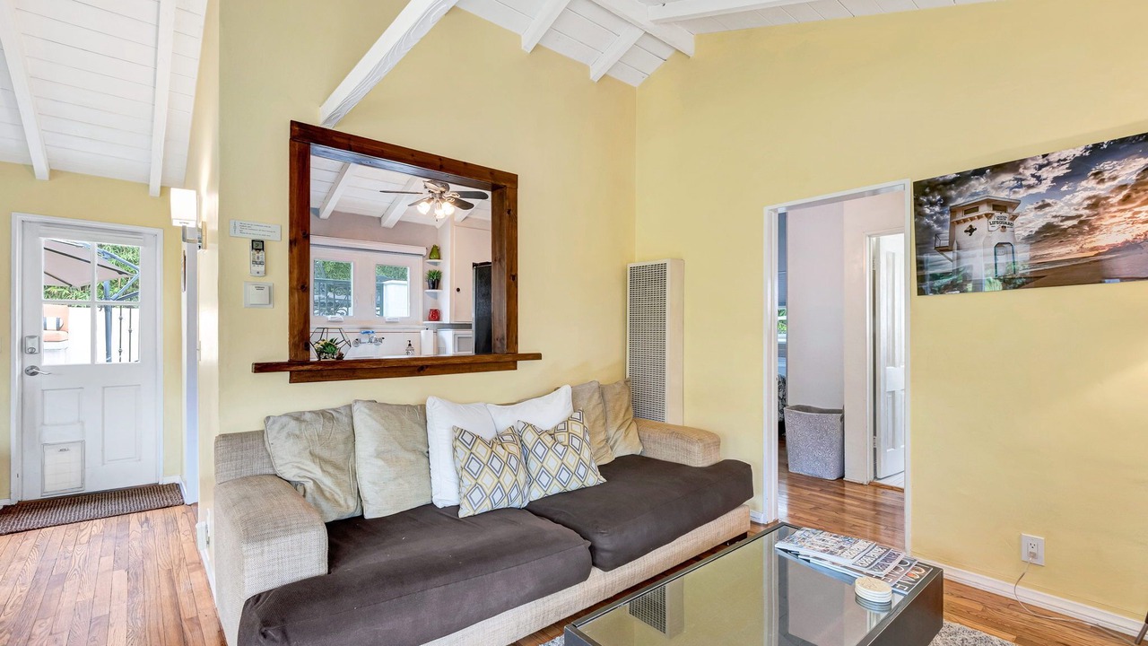 Photo of Livingroom in Laguna Beach