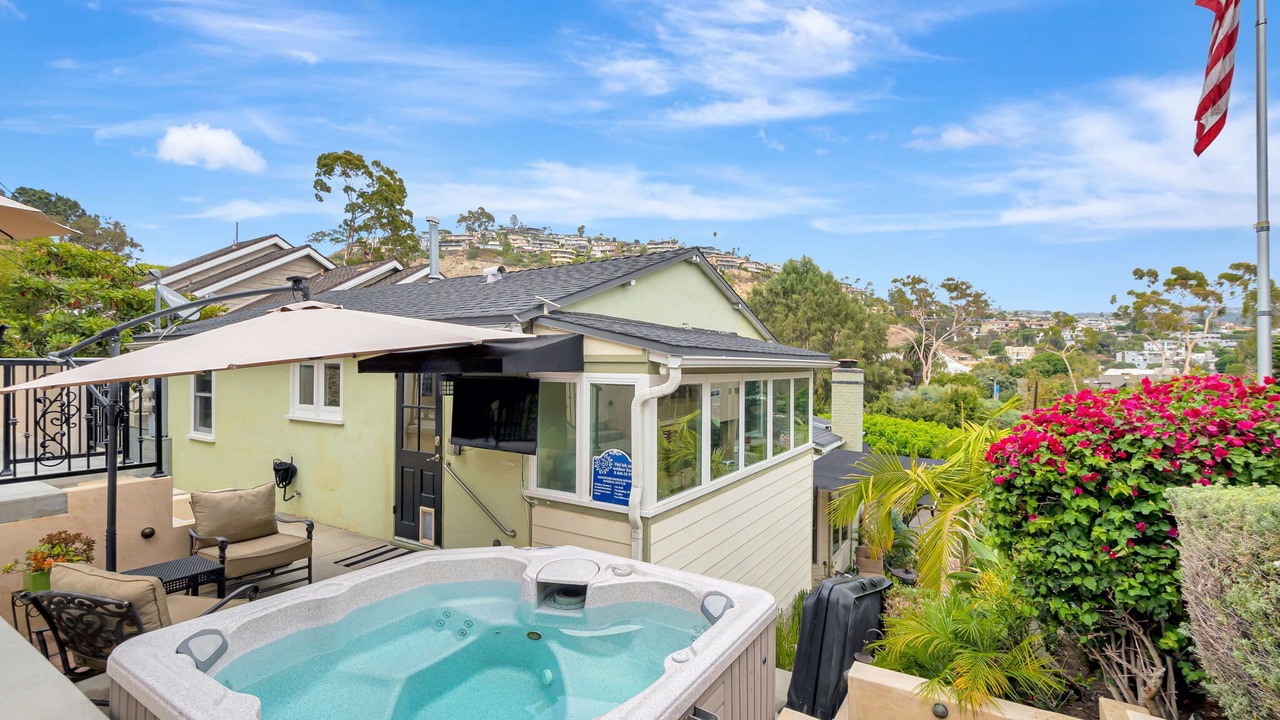 Photo of Patio Balcony in Laguna Beach
