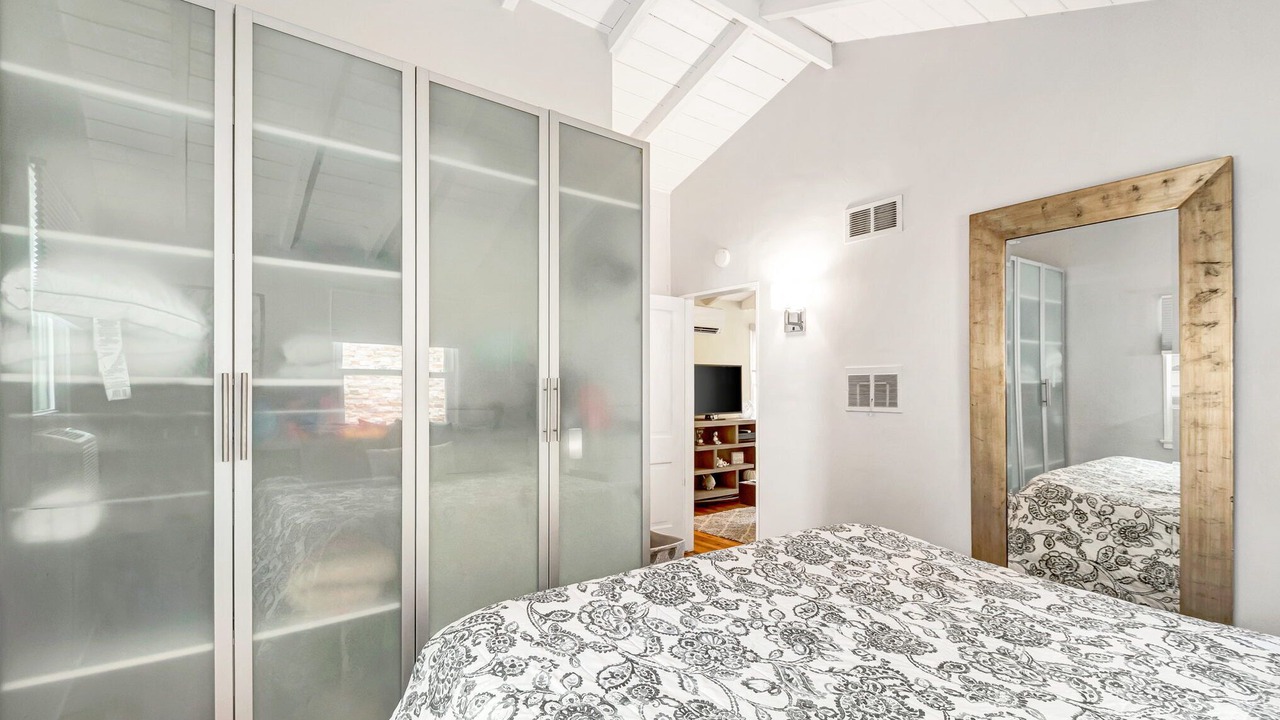 Photo of Bedroom in Laguna Beach