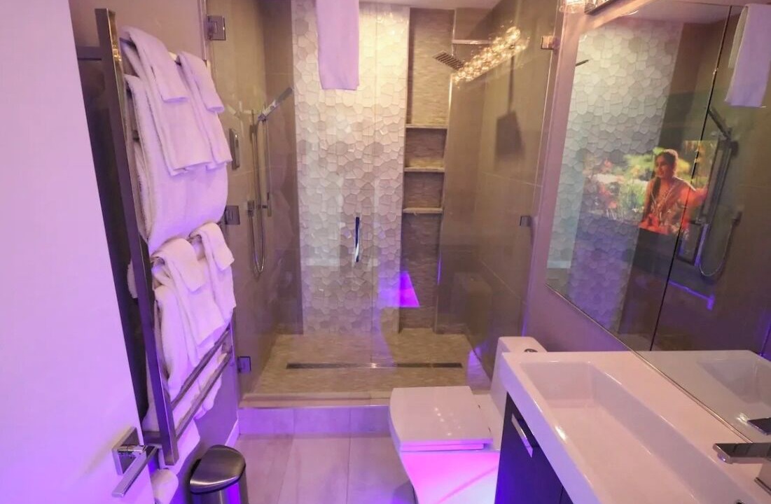 Photo of Bathroom in Southwest Anaheim