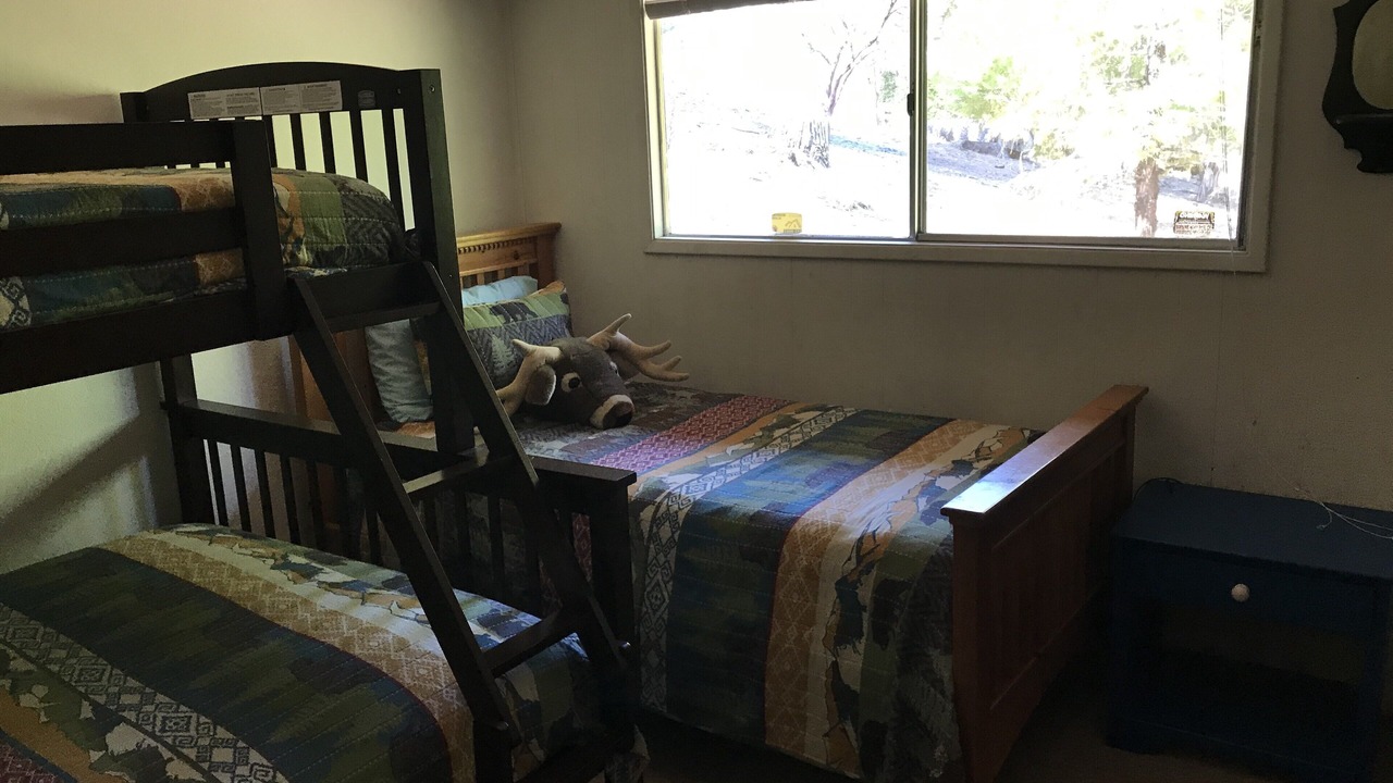 Photo of Bedroom in Groveland