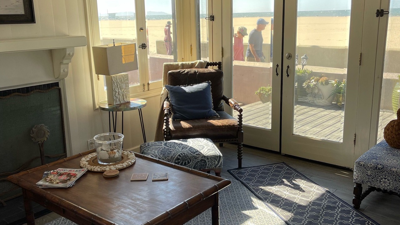 Photo of Livingroom in Hermosa Beach