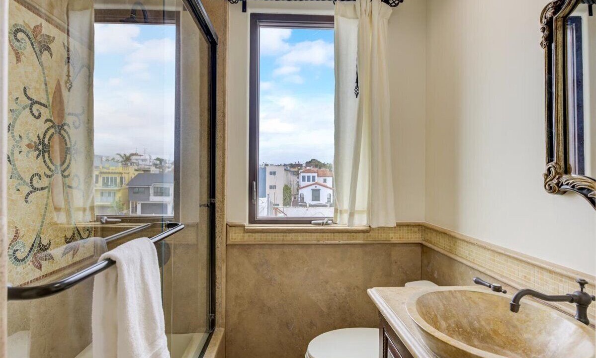 Photo of Bathroom in Hermosa Beach