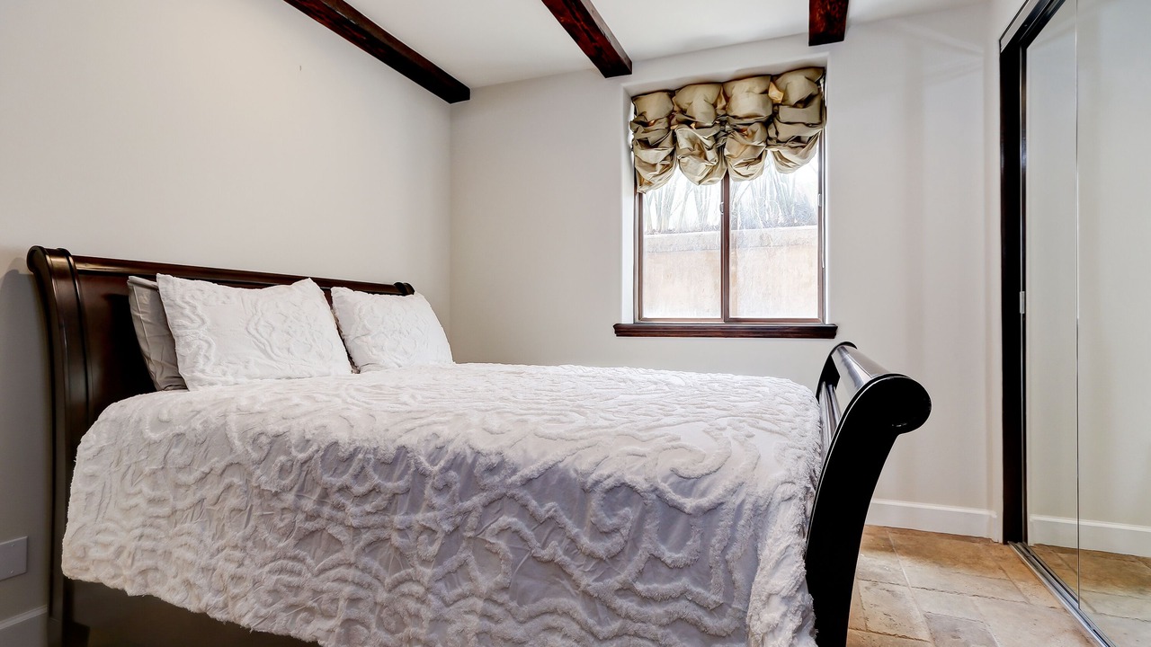 Photo of Bedroom in Hermosa Beach