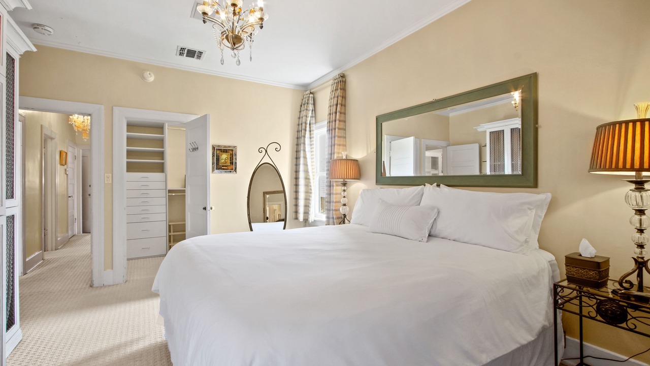 Photo of Bedroom in Larchmont