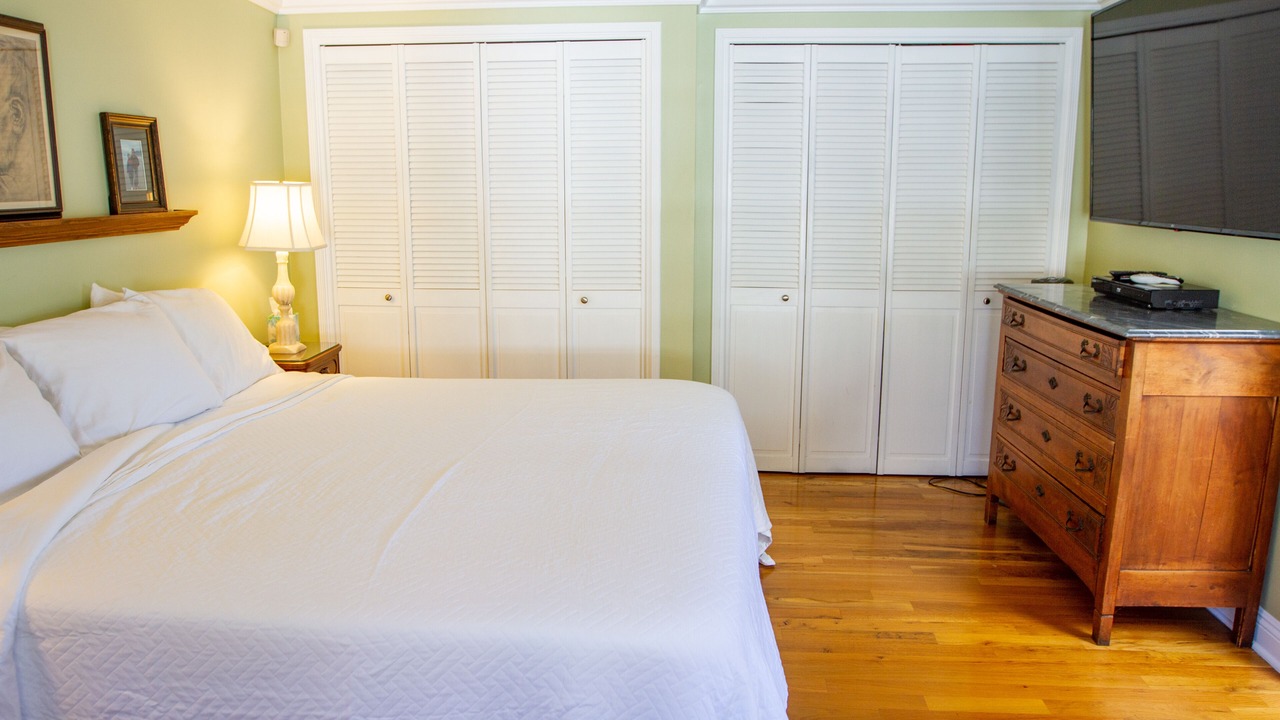 Photo of Bedroom in Pacific Palisades