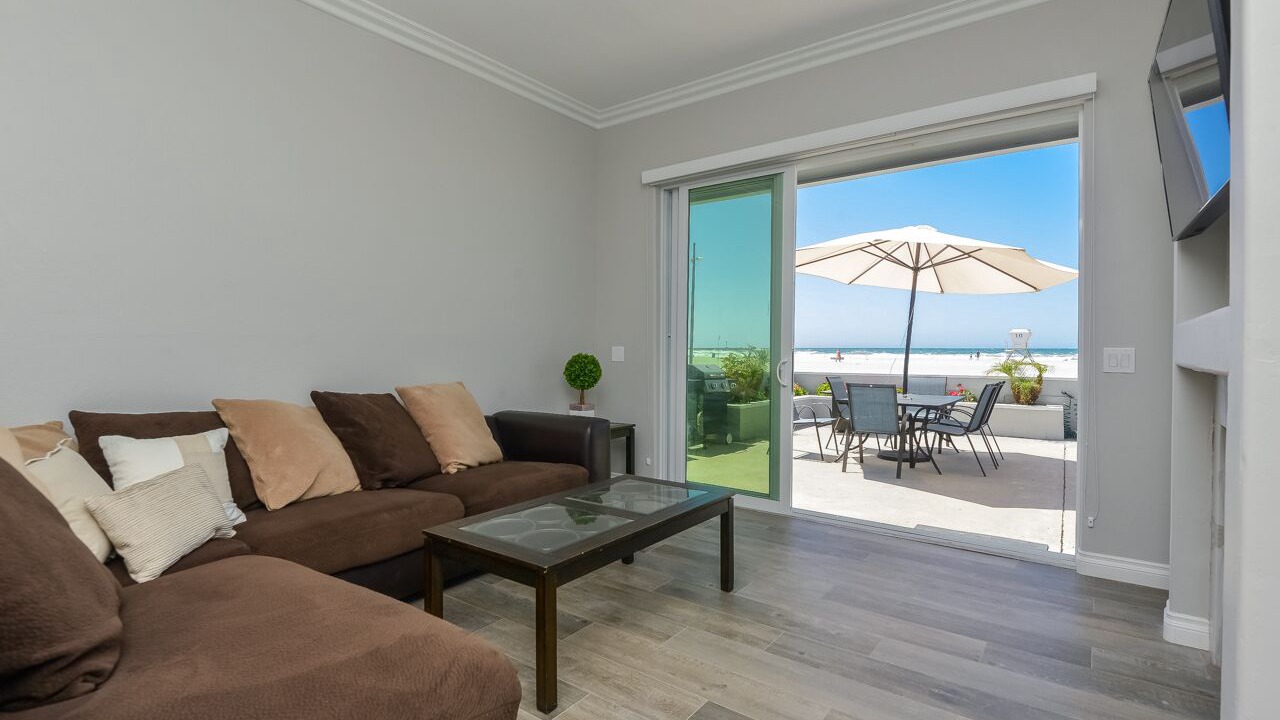 Photo of Livingroom in South Mission Beach
