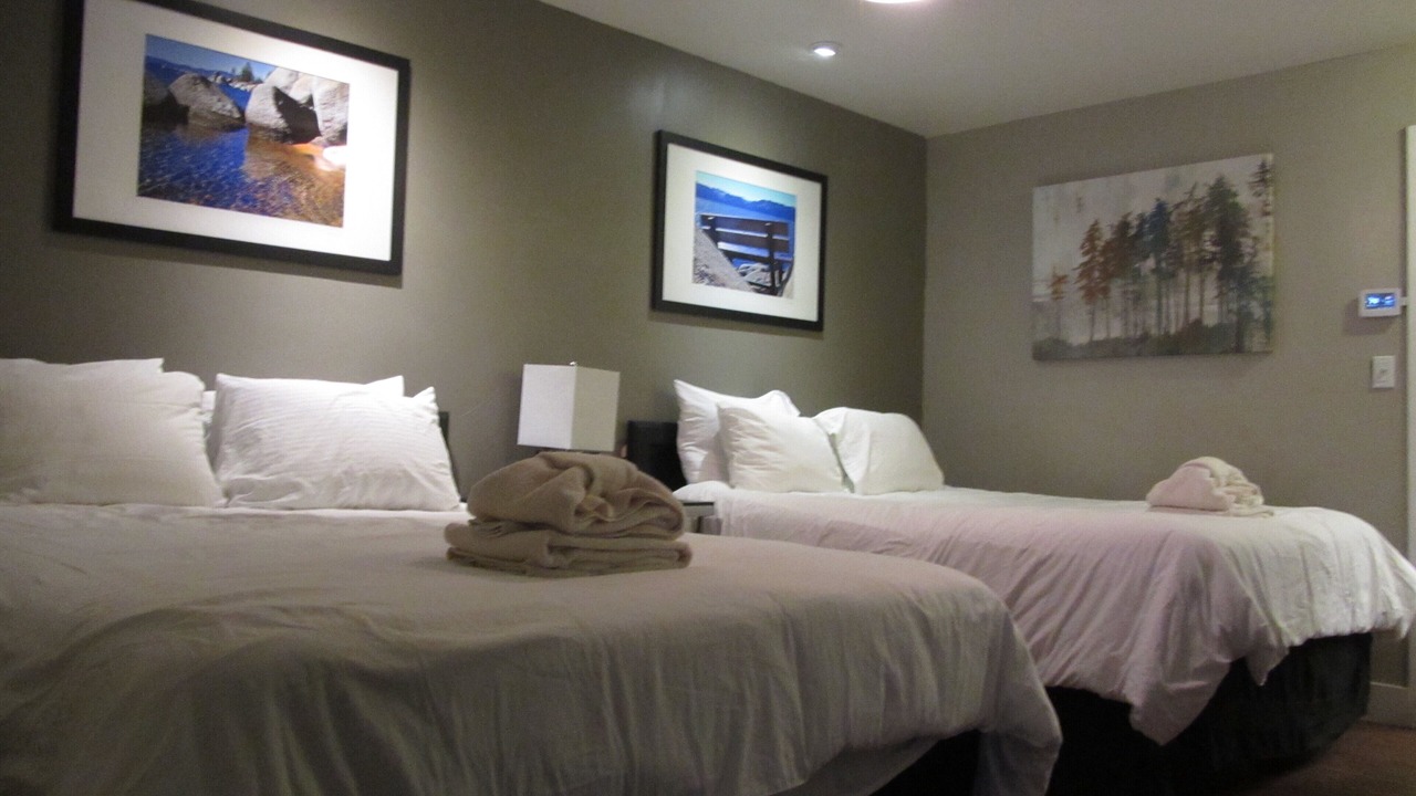 Photo of Bedroom in Lakeside Park