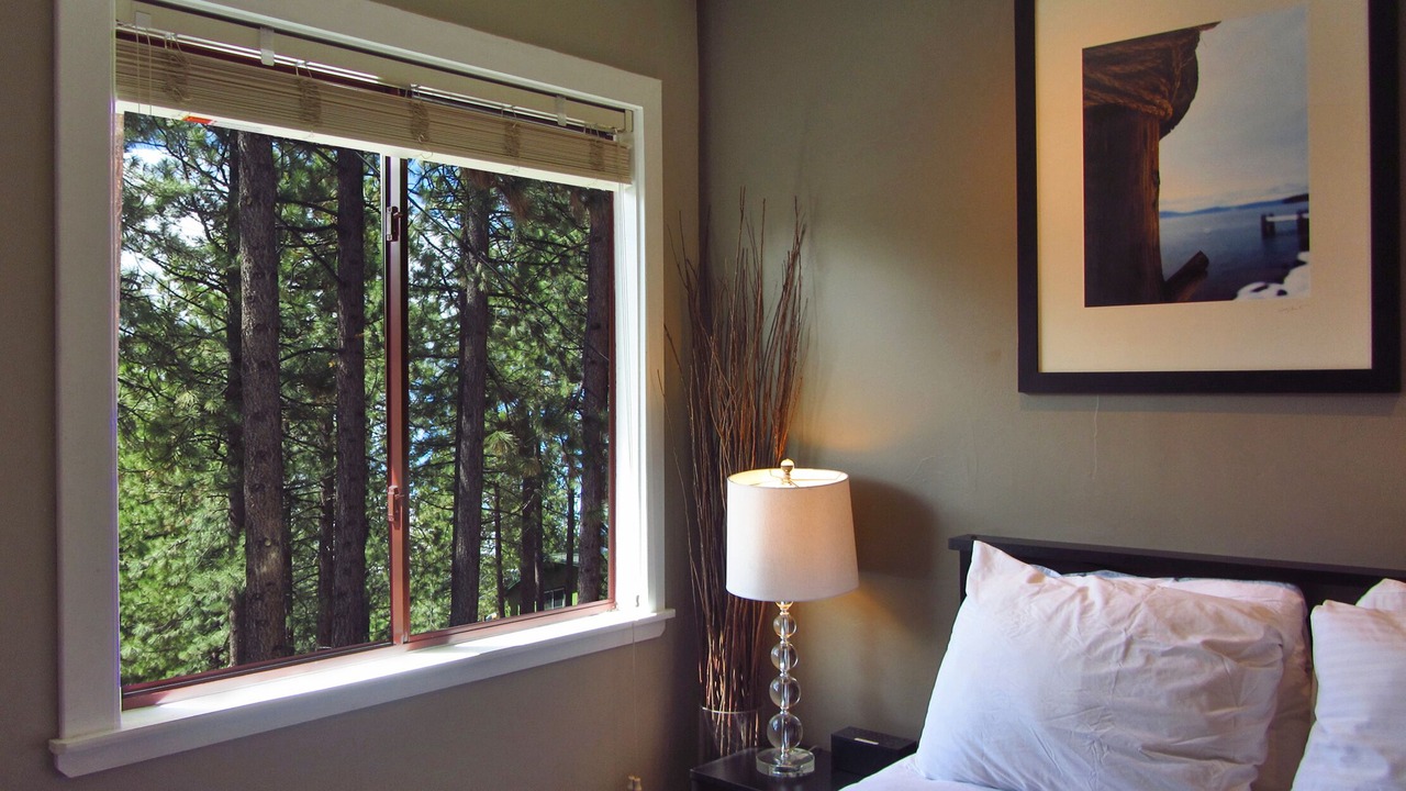 Photo of Bedroom in Lakeside Park