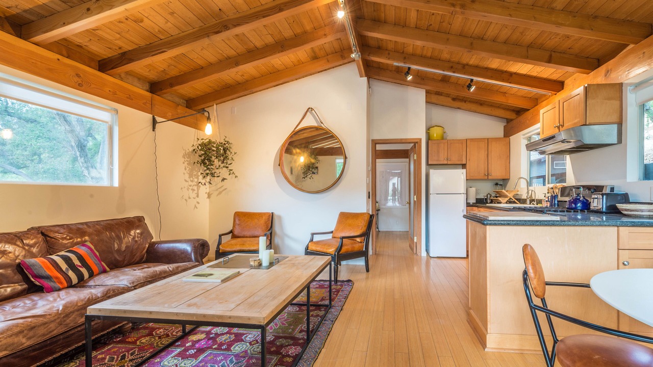 Photo of Livingroom in Topanga