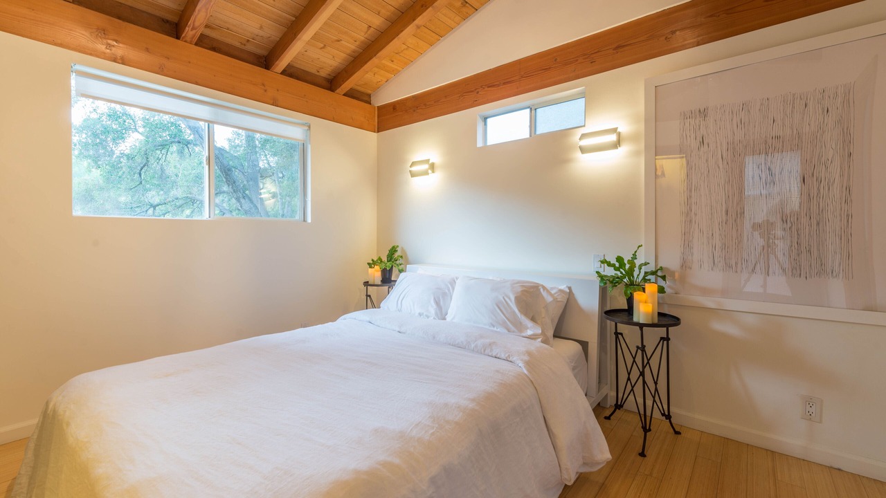 Photo of Bedroom in Topanga
