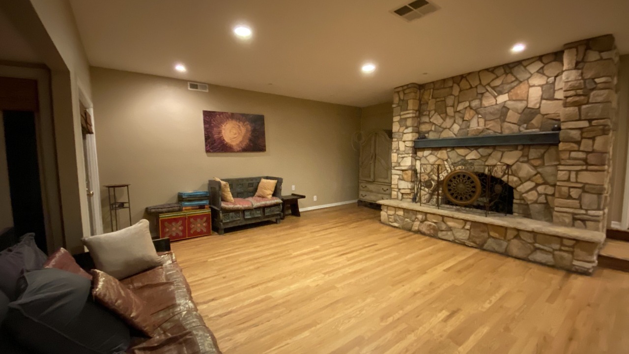 Photo of Livingroom in Simi Valley