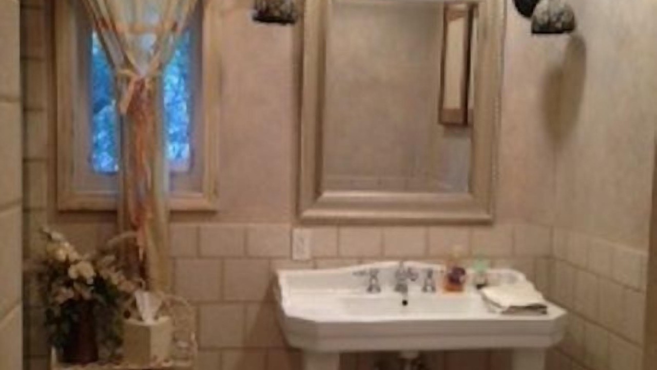 Photo of Bathroom in Simi Valley