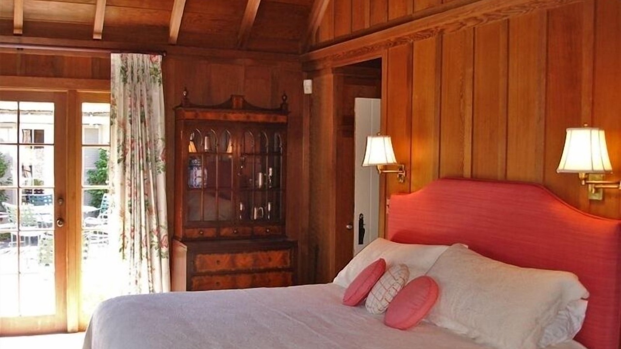 Photo of Livingroom in Carmel Point