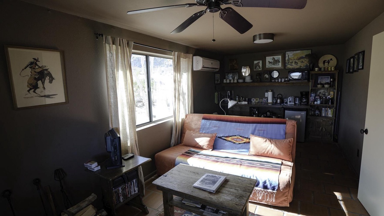 Photo of Livingroom in Panorama Heights