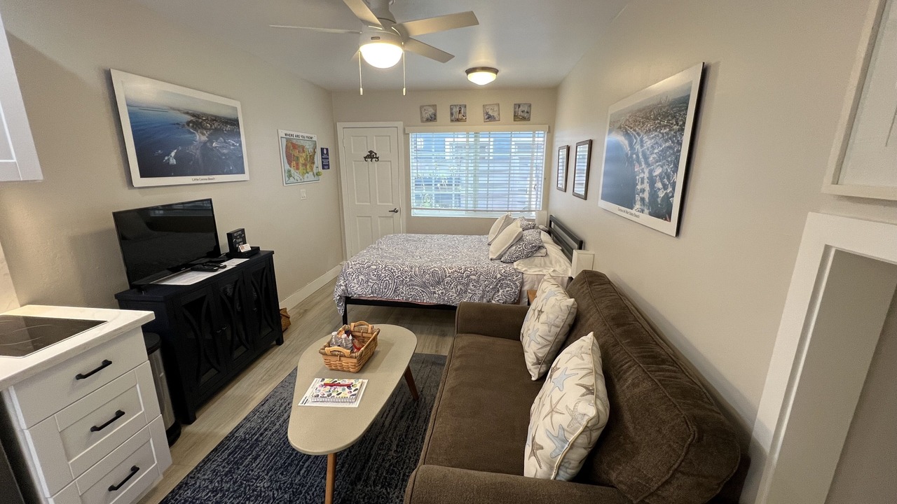 Photo of Bedroom in Corona del Mar
