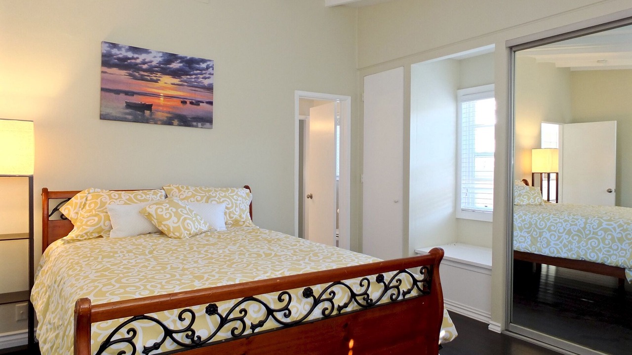 Photo of Bedroom in Peninsula