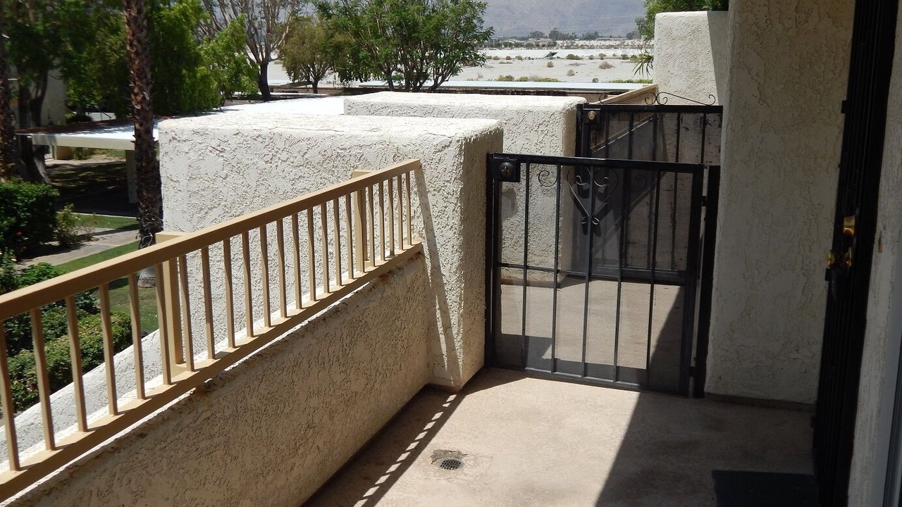 Photo of Outdoor in Cathedral City Cove