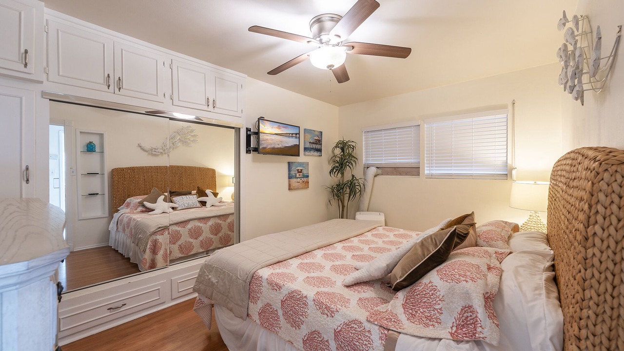 Photo of Bedroom in Hermosa Beach