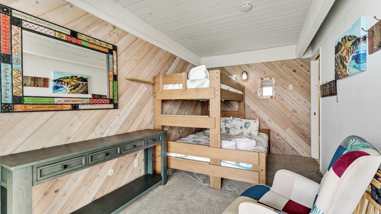 Photo of Bedroom in La Selva Beach