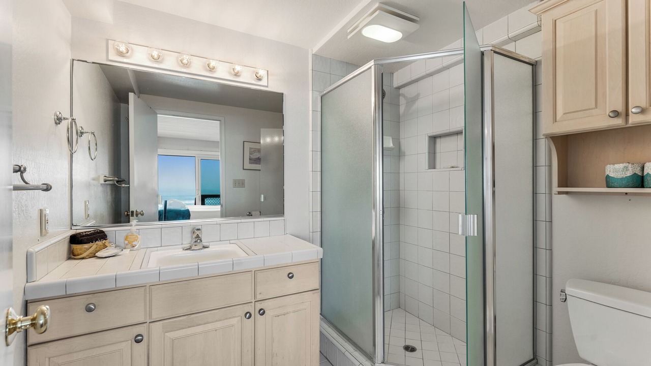 Photo of Bathroom in La Selva Beach