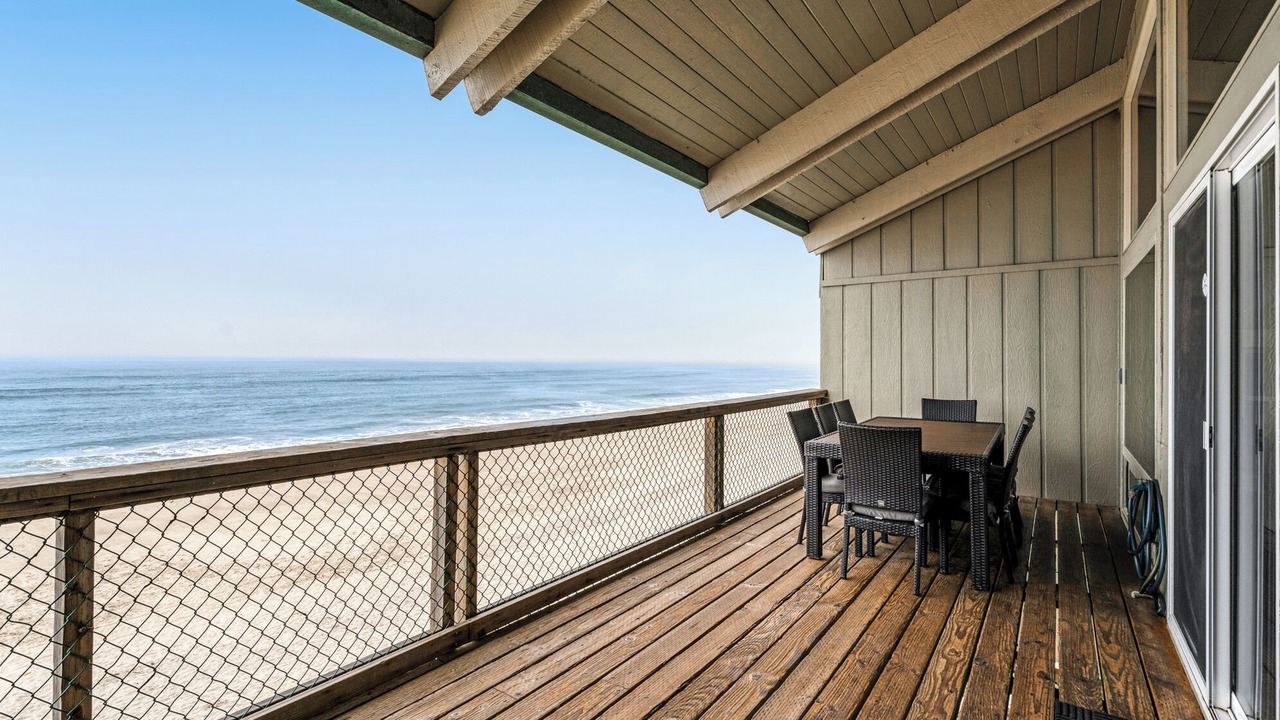Photo of Patio Balcony in La Selva Beach