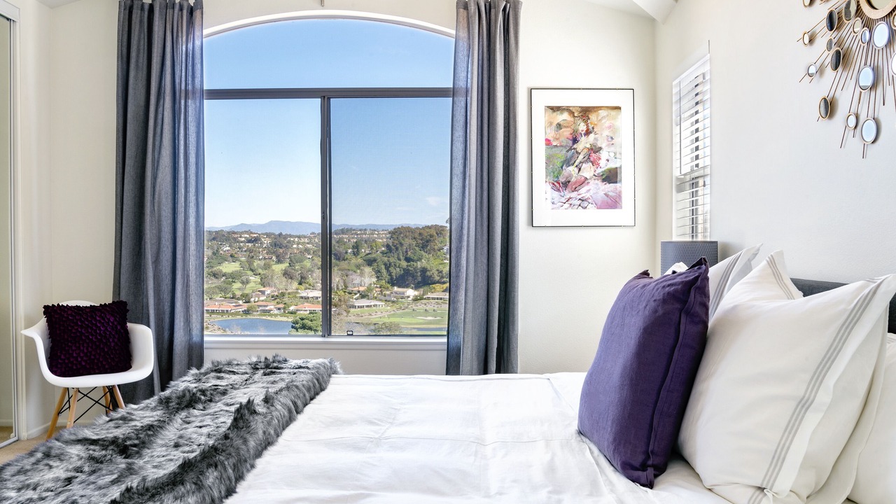 Photo of Bedroom in Laguna Niguel