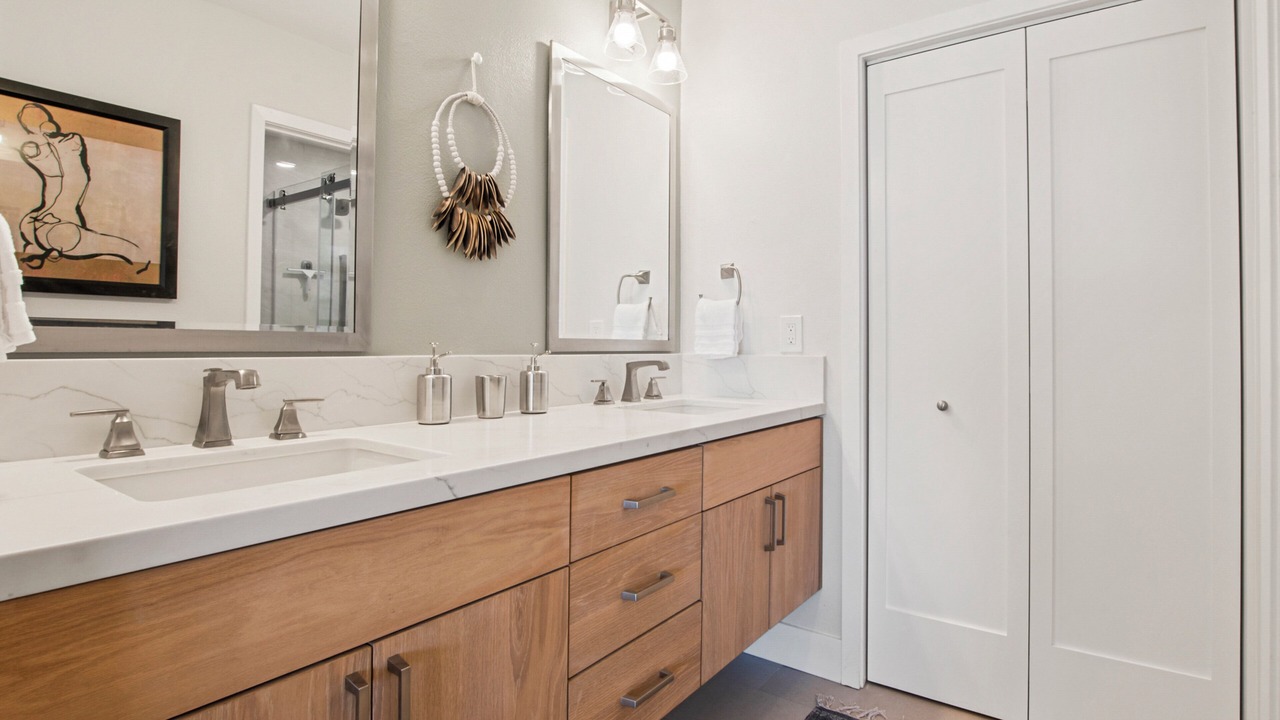 Photo of Bathroom in Village of La Jolla