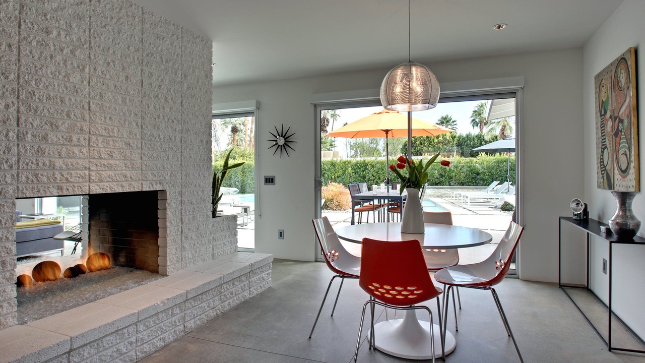 Photo of Livingroom in Deepwell Estates