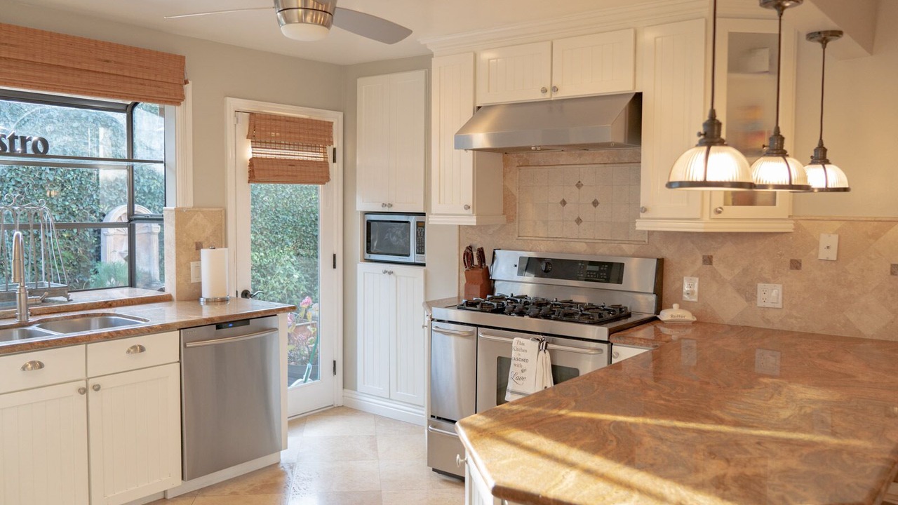 Photo of Kitchen in Santa Ana Heights