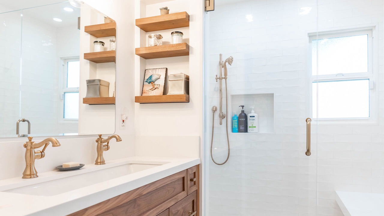 Photo of Bathroom in Santa Ana Heights