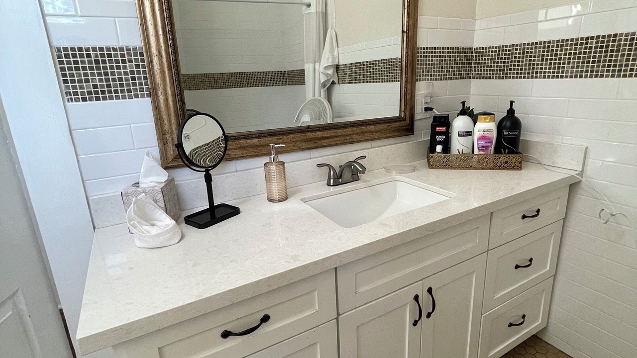 Photo of Bathroom in Downtown Riverside