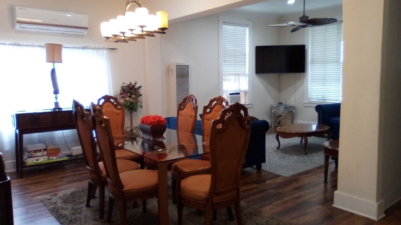 Photo of Livingroom in Downtown Riverside
