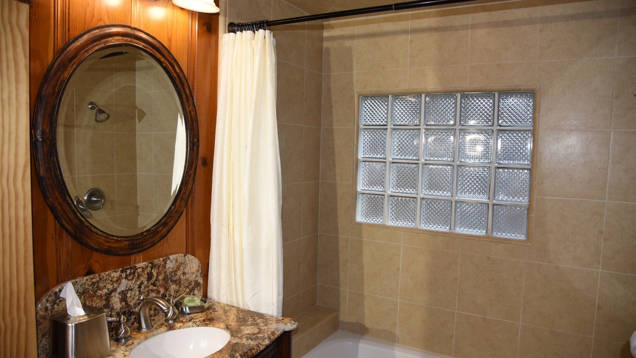 Photo of Bathroom in North Wawona