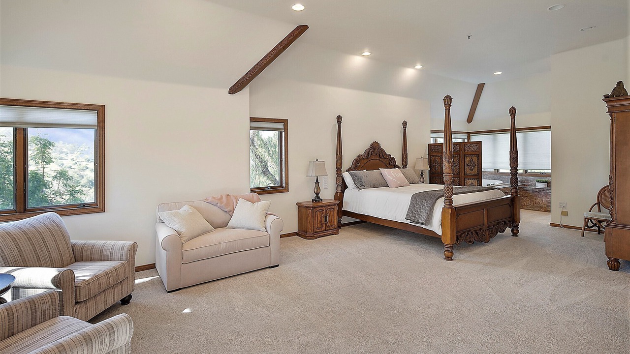Photo of Bedroom in Valley Center