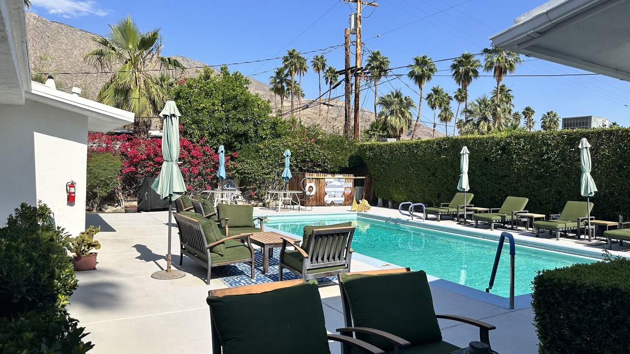 Photo of Outdoor in Warm Sands