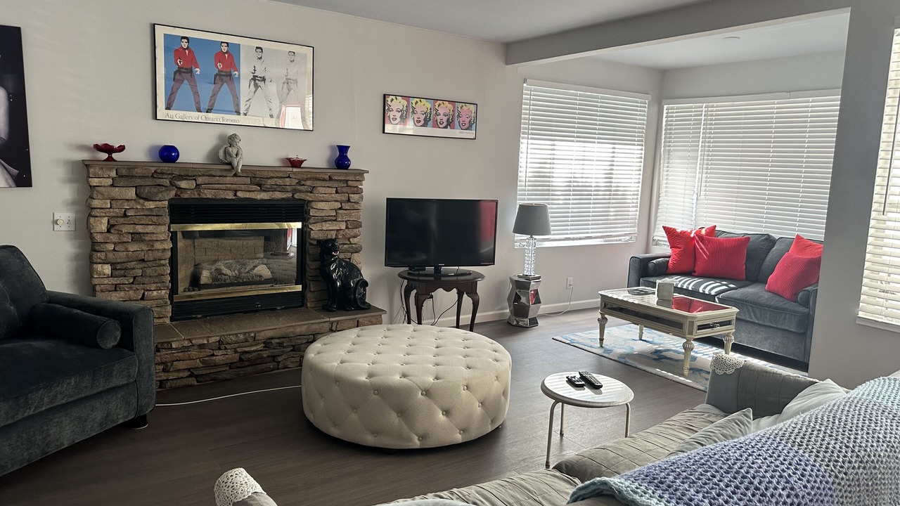 Photo of Livingroom in Warm Sands