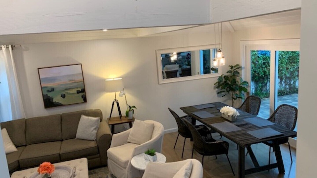 Photo of Livingroom in North Redondo