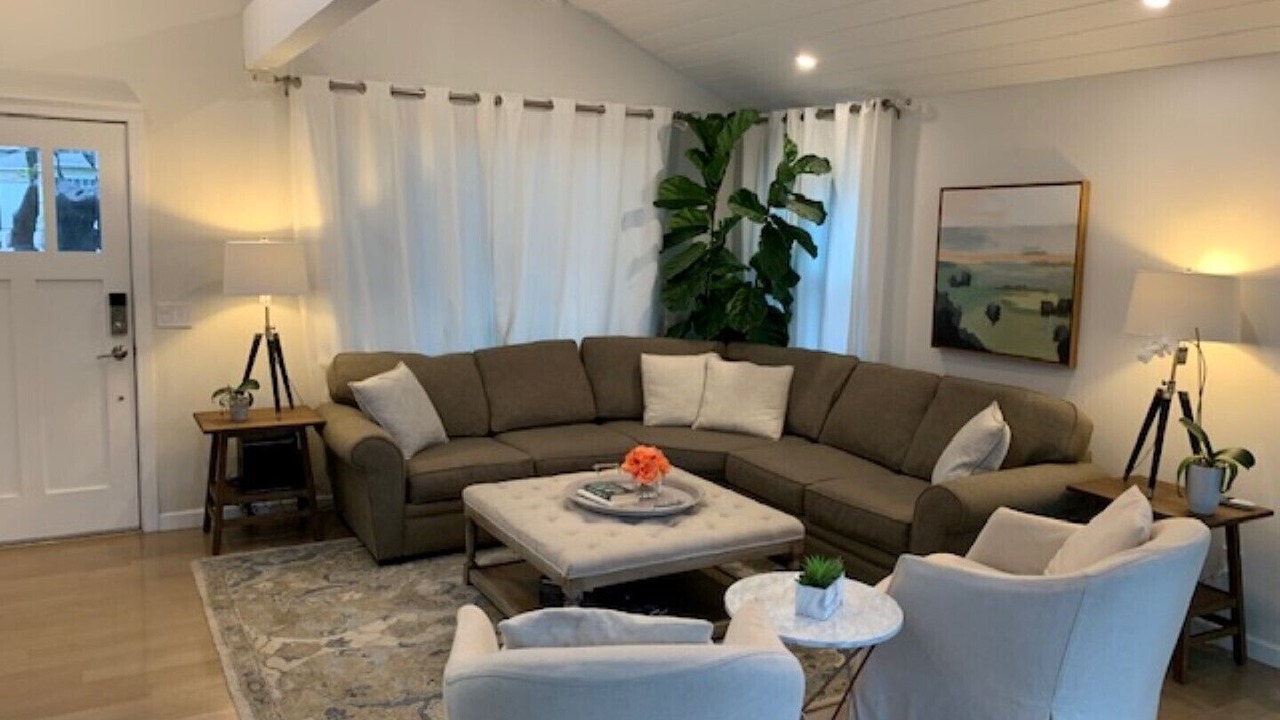 Photo of Livingroom in North Redondo