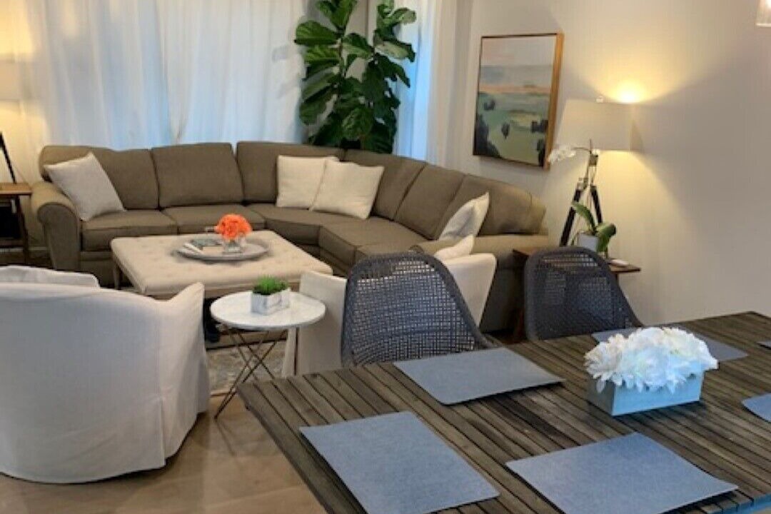Photo of Livingroom in North Redondo