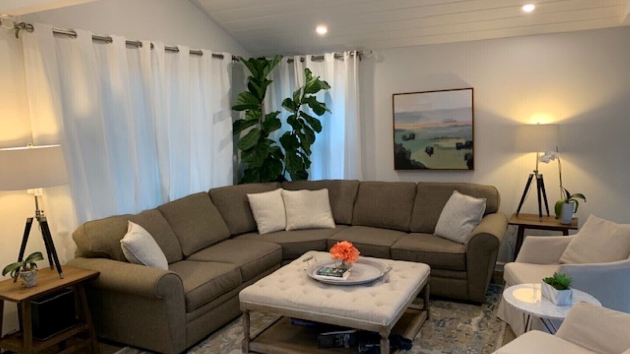 Photo of Livingroom in North Redondo