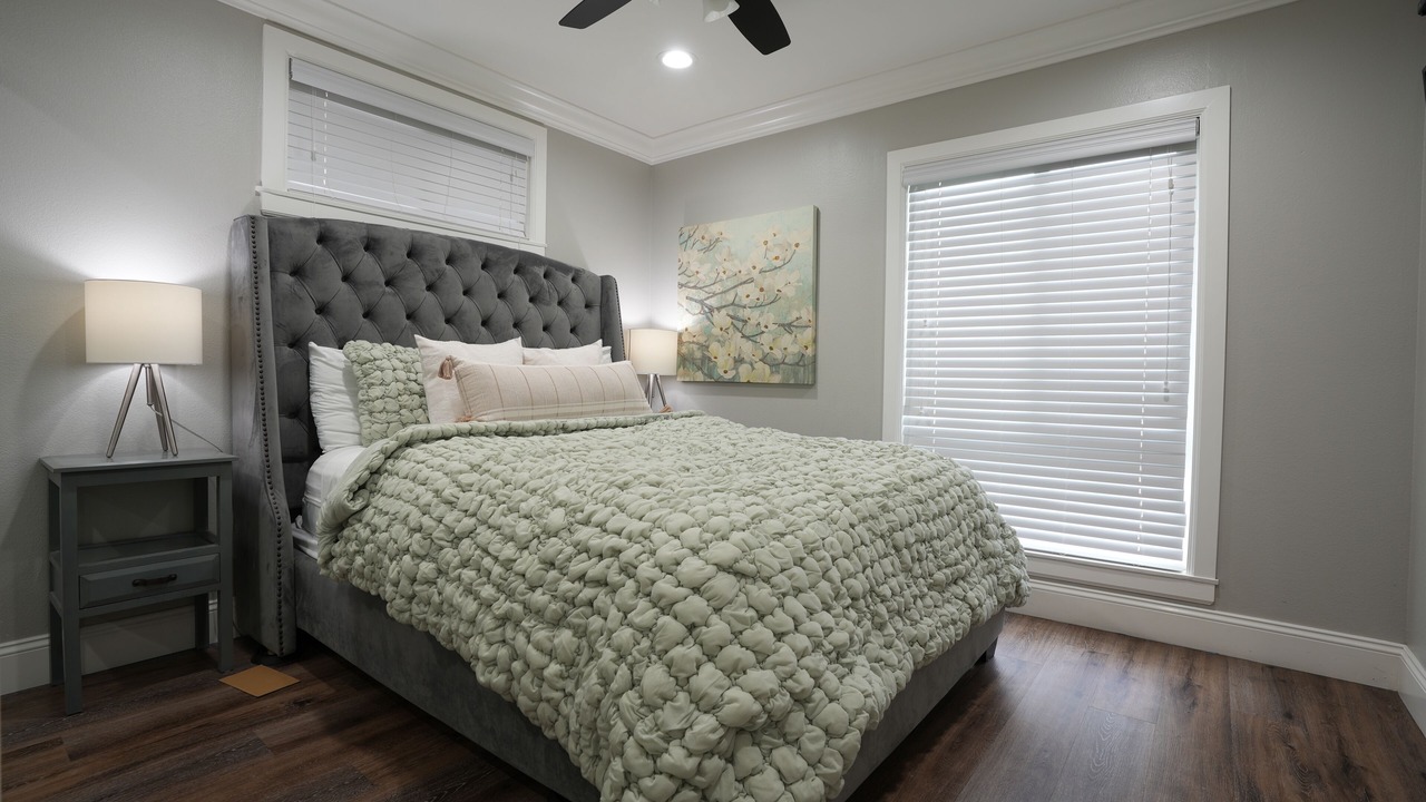 Photo of Bedroom in Orange